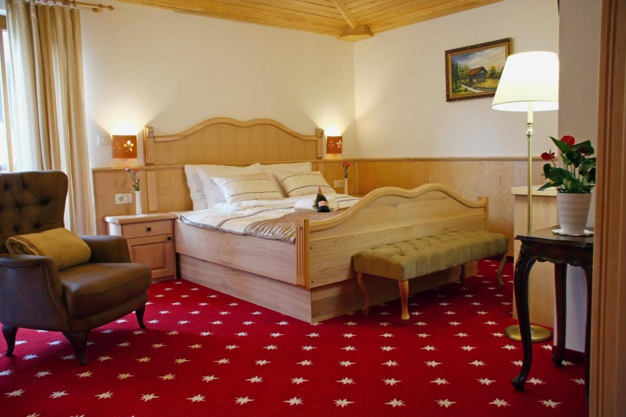 Hotel Planinka Ljubno Esterno foto