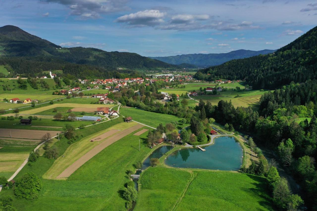 Hotel Planinka Ljubno Esterno foto
